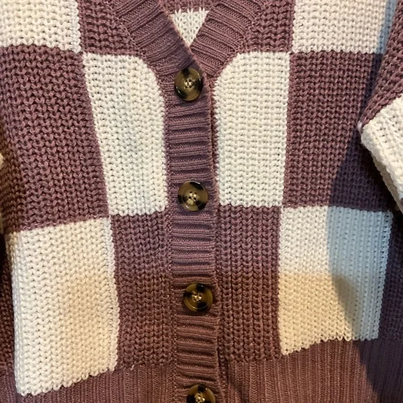 Love Tree Plaid Knit Cardigan - Mauve and Cream - Picture 5 of 9